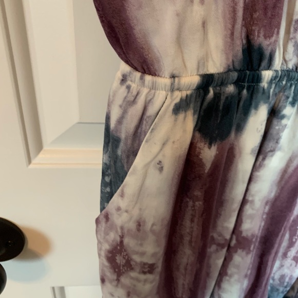 Romper - Picture 3 of 4